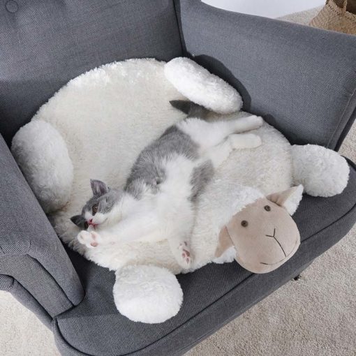 Tapis de couchage en forme de mouton