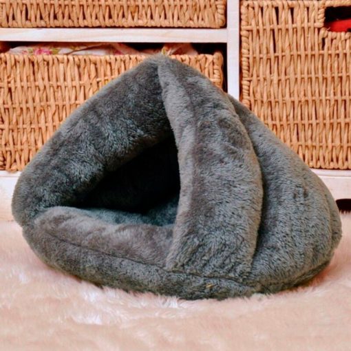 Grotte triangulaire chaude en peluche – Image 9